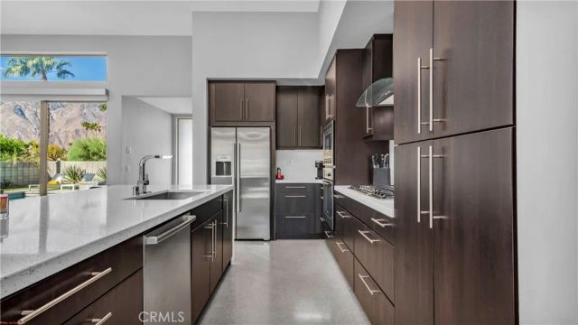 3014 N Avenida Caballeros, Palm Springs, CA 92262