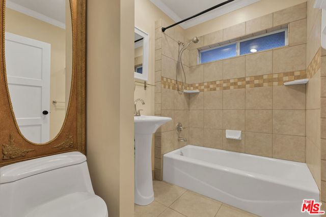 6677 W 88th Street, Los Angeles, CA 90045