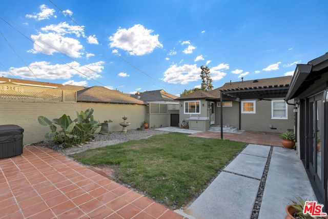 6677 W 88th Street, Los Angeles, CA 90045