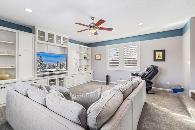16872 Eagleview Drive, Lakeville, MN 55044