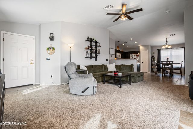 7677 S Meadow Spring Way, Tucson, AZ 85747