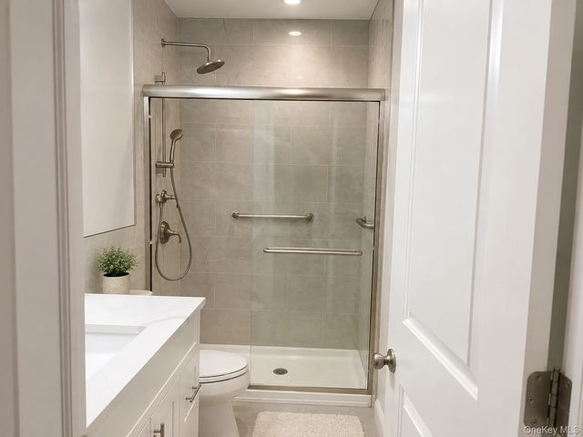 Gail Grace Estates 840 Montauk, Copiague, NY 11726