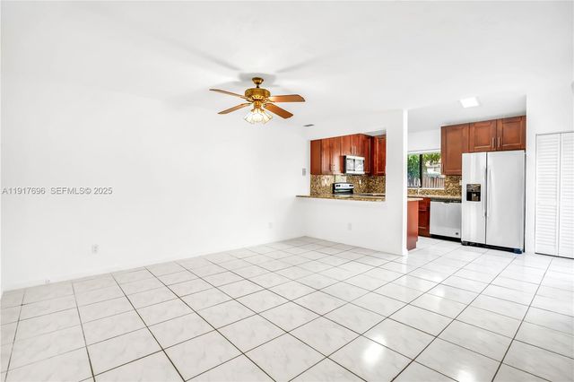617 NW 132nd Ter 617, Plantation, FL 33325