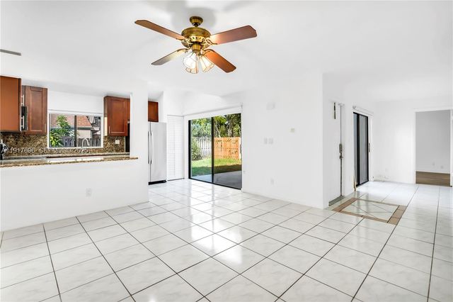 617 NW 132nd Ter 617, Plantation, FL 33325