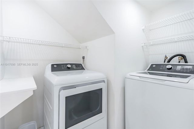 617 NW 132nd Ter 617, Plantation, FL 33325