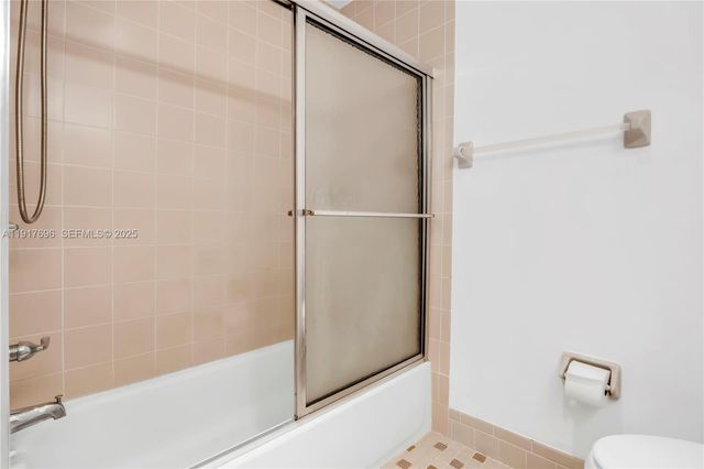 617 NW 132nd Ter 617, Plantation, FL 33325