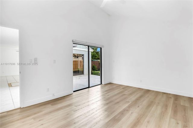 617 NW 132nd Ter 617, Plantation, FL 33325