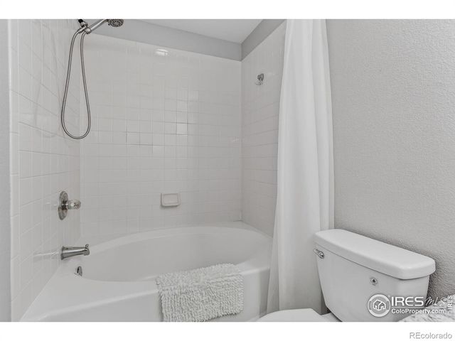 5225 White Willow Drive J-210, Fort Collins, CO 80528