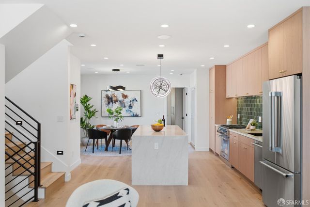 511 Edinburgh Street, San Francisco, CA 94112