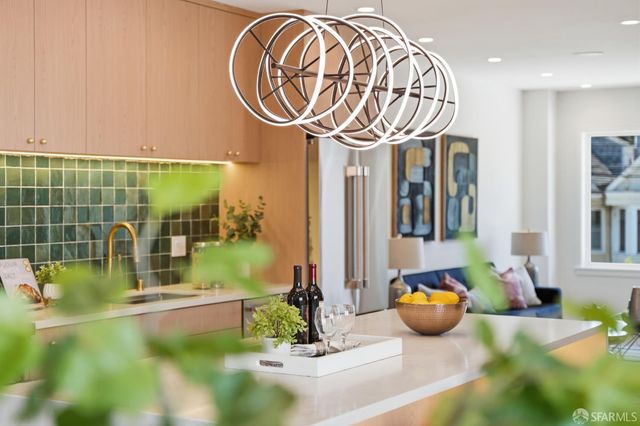 511 Edinburgh Street, San Francisco, CA 94112