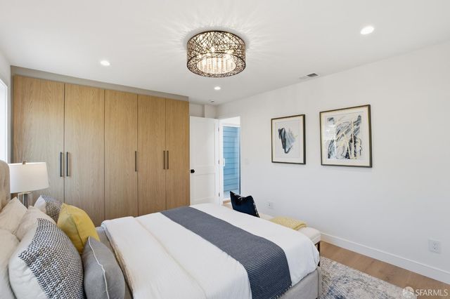 511 Edinburgh Street, San Francisco, CA 94112