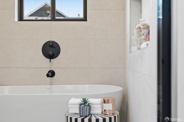 511 Edinburgh Street, San Francisco, CA 94112