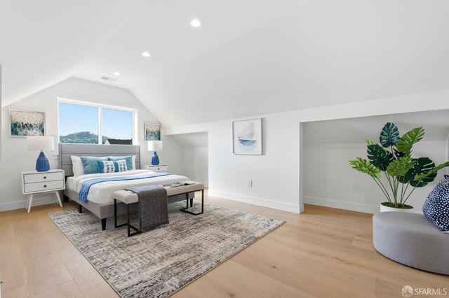 511 Edinburgh Street, San Francisco, CA 94112