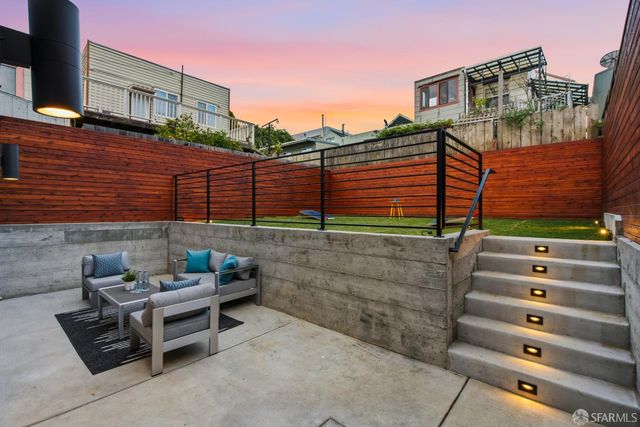 511 Edinburgh Street, San Francisco, CA 94112