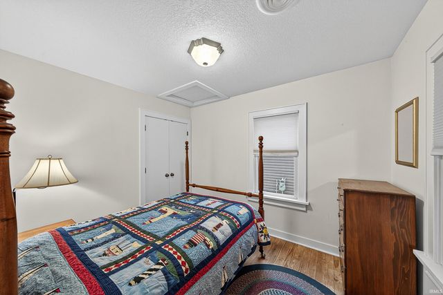 17 EMS T42B LN, Leesburg, IN 46538