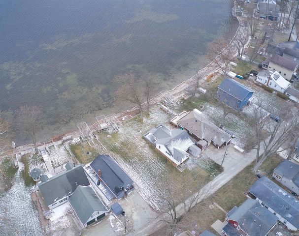 17 EMS T42B LN, Leesburg, IN 46538