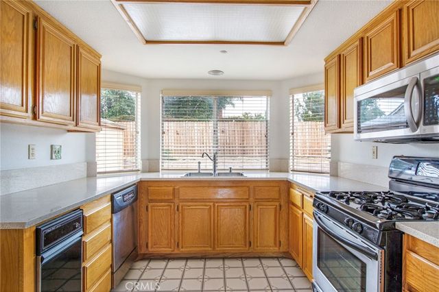 7551 Poppy, Fontana, CA 92336