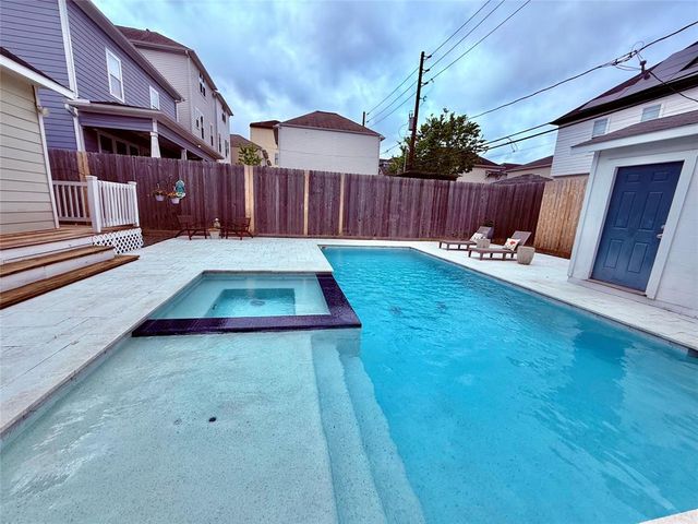 615 Allston Street, Houston, TX 77007