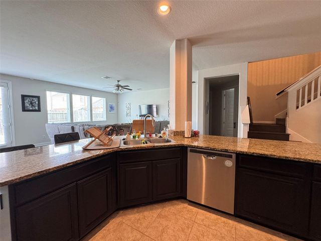 12623 Hartford Bluff Court, Houston, TX 77089