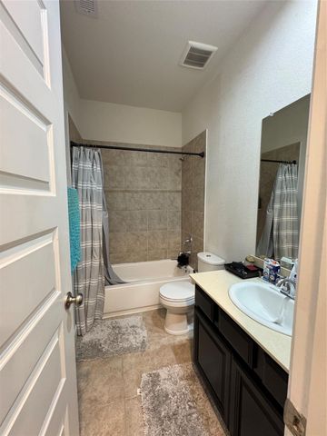 12623 Hartford Bluff Court, Houston, TX 77089