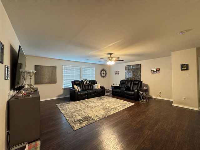 12623 Hartford Bluff Court, Houston, TX 77089