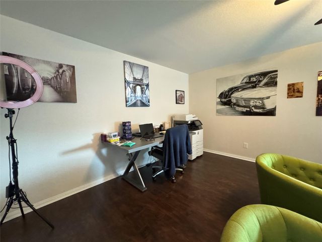 12623 Hartford Bluff Court, Houston, TX 77089