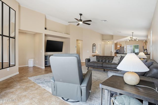 10234 E CALYPSO Avenue, Mesa, AZ 85208