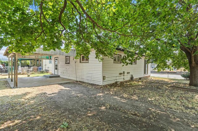 2423 E Empire Ave, Spokane, WA 99207