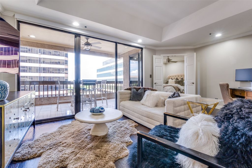 5909 Luther Lane 900, Dallas, TX 75225