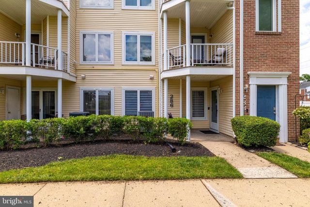 286 JUANITA CT, Levittown, PA 19057