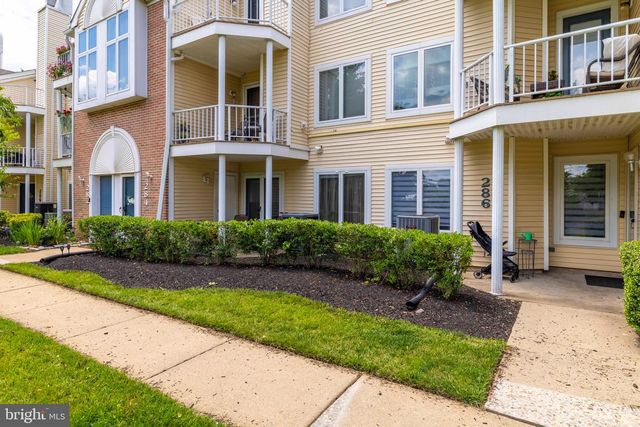 286 JUANITA CT, Levittown, PA 19057