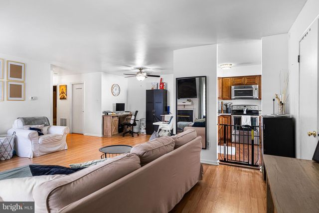 286 JUANITA CT, Levittown, PA 19057