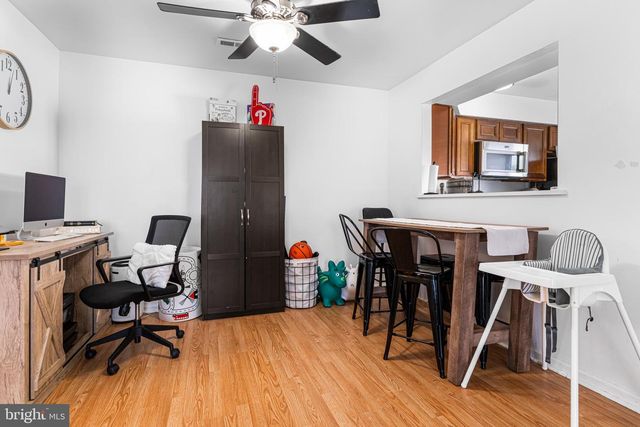286 JUANITA CT, Levittown, PA 19057