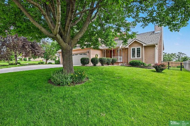 10405 Polk Street, Omaha, NE 68127