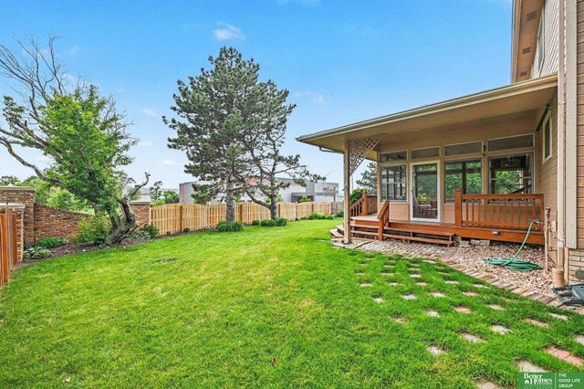 10405 Polk Street, Omaha, NE 68127