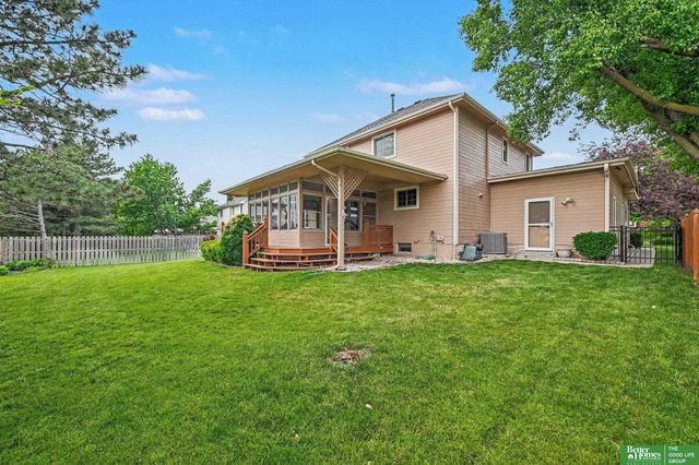 10405 Polk Street, Omaha, NE 68127