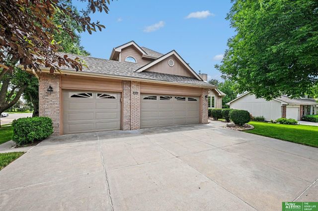 10405 Polk Street, Omaha, NE 68127
