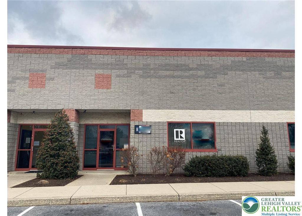 2299 Brodhead Road B, Bethlehem Twp, PA 18020