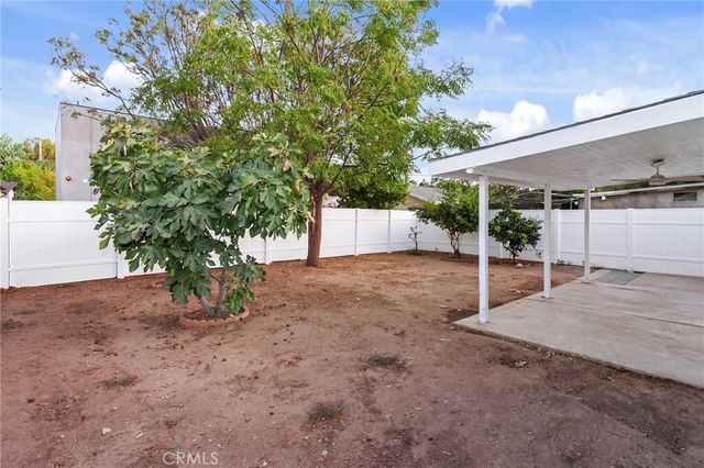 14594 Lyle Street, Sylmar, CA 91342