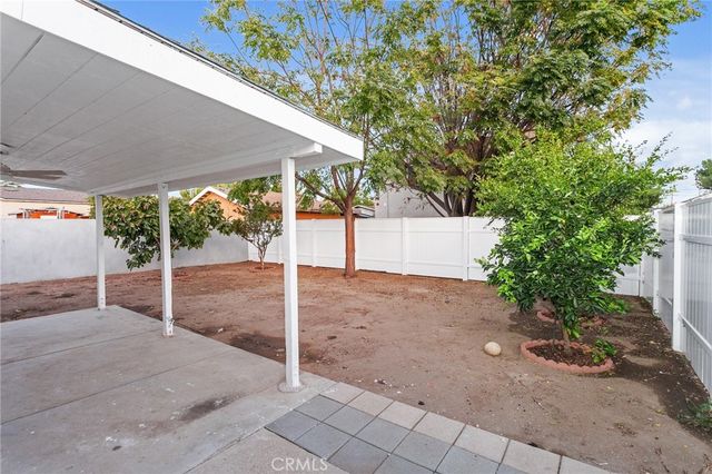 14594 Lyle Street, Sylmar, CA 91342