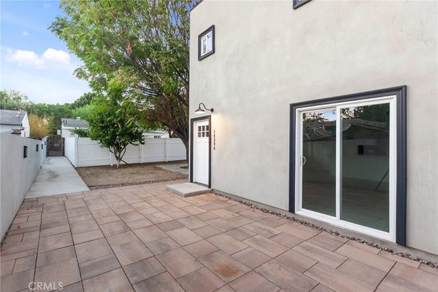 14594 Lyle Street, Sylmar, CA 91342