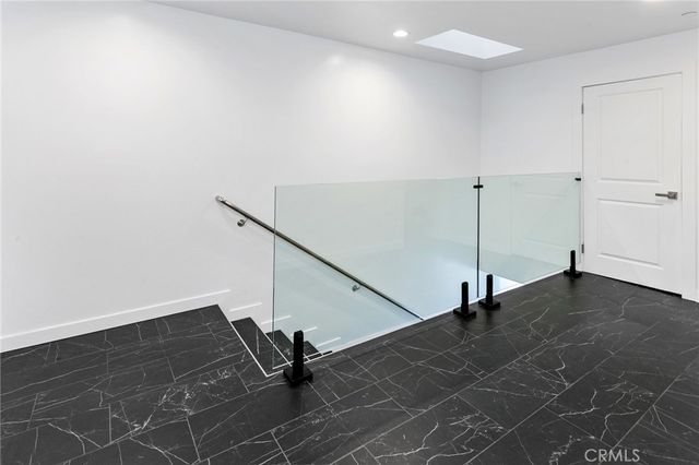 14594 Lyle Street, Sylmar, CA 91342