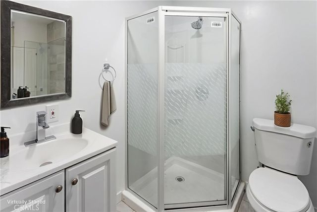 14594 Lyle Street, Sylmar, CA 91342