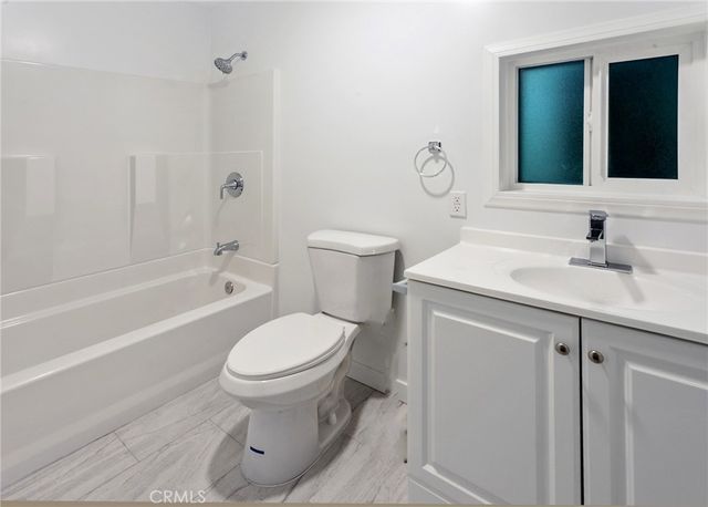 14594 Lyle Street, Sylmar, CA 91342