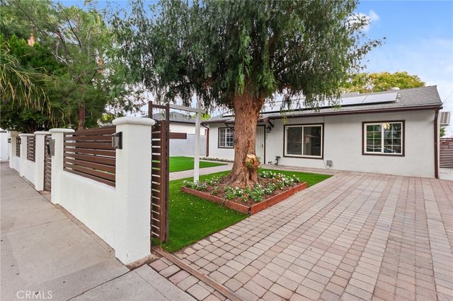 14594 Lyle Street, Sylmar, CA 91342