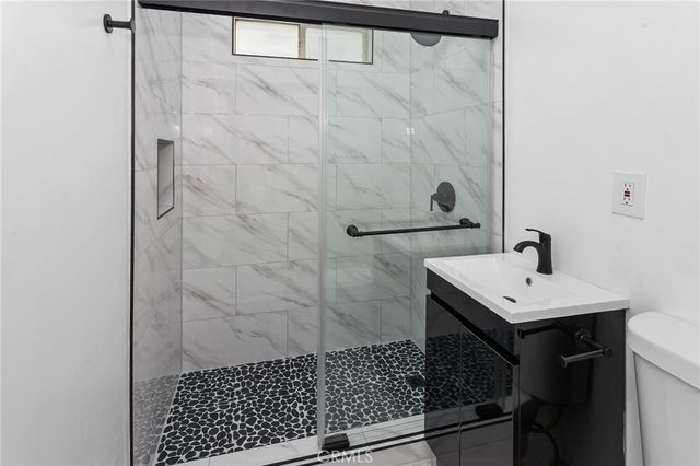 14594 Lyle Street, Sylmar, CA 91342