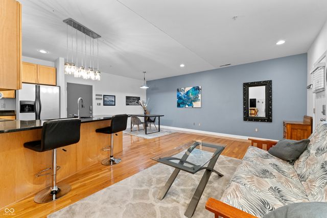 932 N Broadway Street 4, Indianapolis, IN 46202