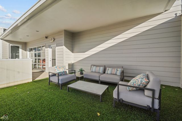 932 N Broadway Street 4, Indianapolis, IN 46202