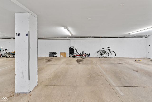 932 N Broadway Street 4, Indianapolis, IN 46202