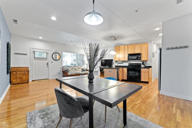 932 N Broadway Street 4, Indianapolis, IN 46202